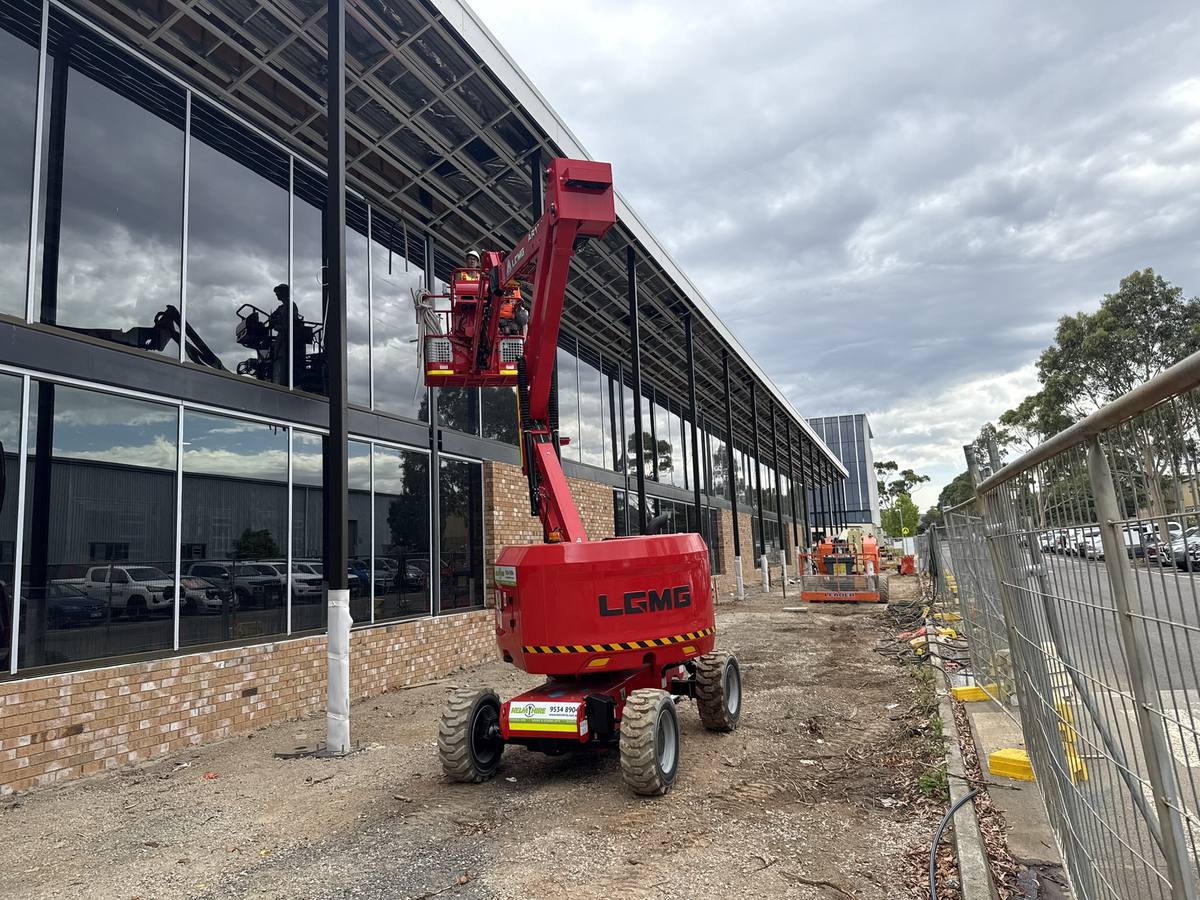 Caulking and EWP operations Melbourne new construction