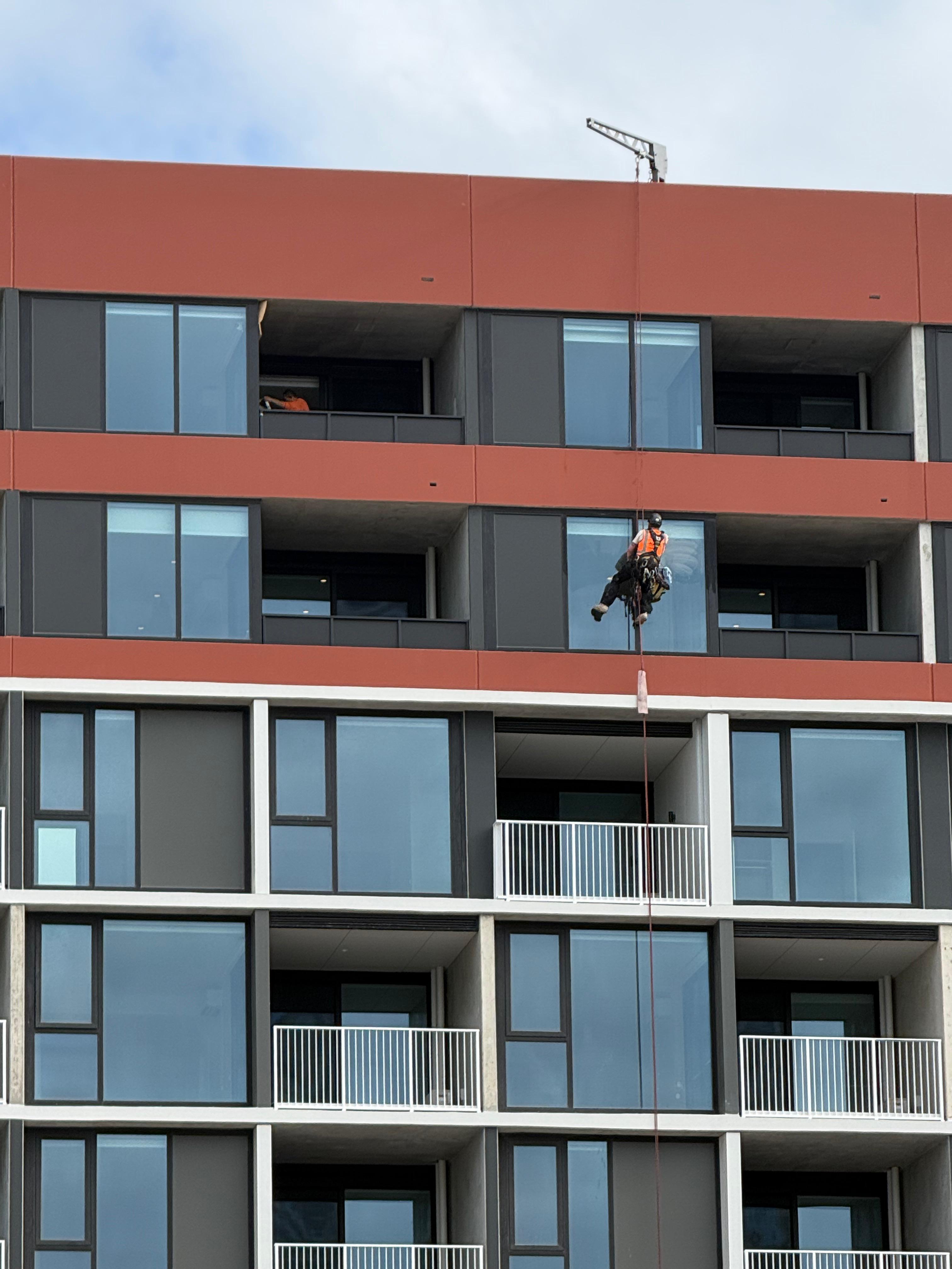 High access facade painting Melbourne multi-storey building by Hayes Height Services